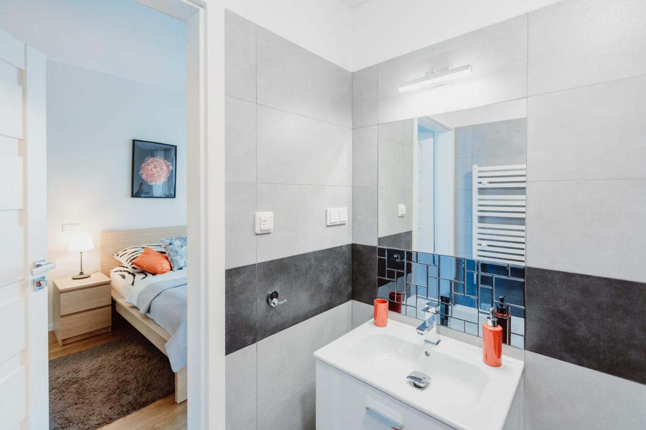 Garden Apartment Krakow Bagian luar foto
