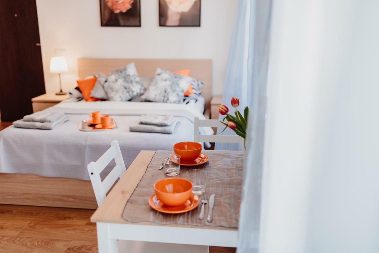Garden Apartment Krakow Bagian luar foto