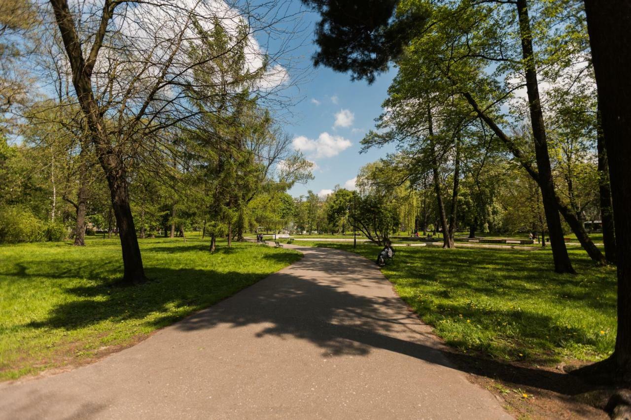 Garden Apartment Krakow Bagian luar foto