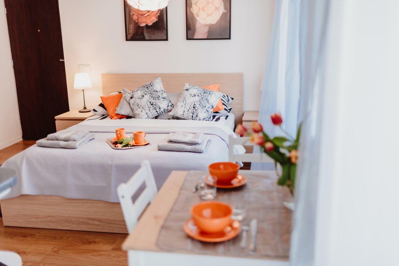 Garden Apartment Krakow Bagian luar foto