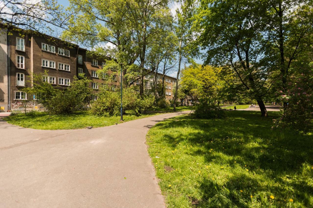 Garden Apartment Krakow Bagian luar foto
